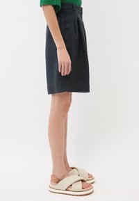 Marc O'Polo Short - dark blue