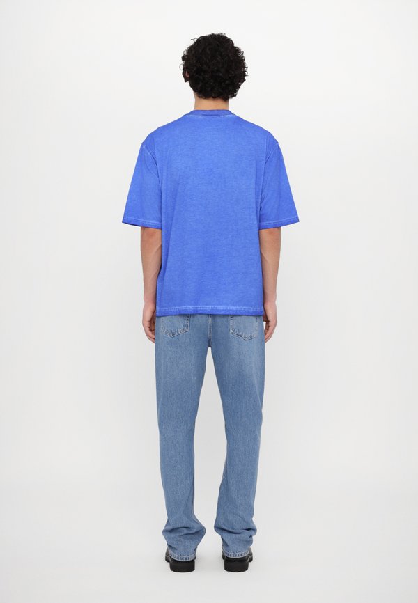 FREQUENCY - Print T-shirt4