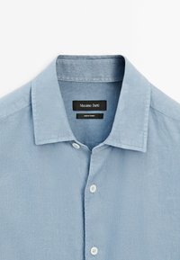 Massimo Dutti LIGHTWEIGHT SLIM FIT - Camicia - blue