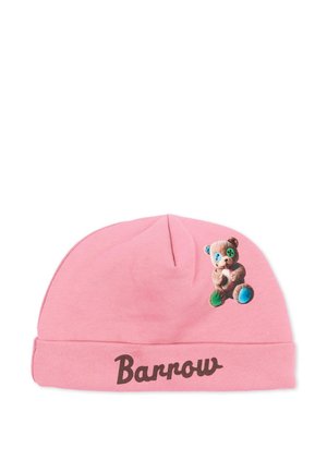 Gorro rosa con puño doblado, que presenta un pequeño parche de oso de peluche con botones multicolores y la palabra "Barrow" en texto marrón en el puño.