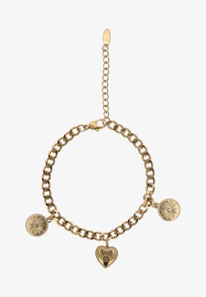 Arany lánc karkötő három medállal: két kör alakú napkitörés dizájn kristállyal, és egy szív, amelyben egy szem és sugarak láthatók.