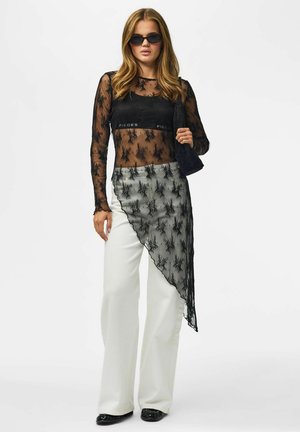 Pieces, DRESS PCANNIE ASYMETRIC LACE - Дневна рокля - black
