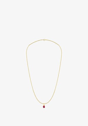 Kultainen ketjun kaulakoru, jossa on pisaranmuotoinen punainen jalokiviriipus, hienostuneesti muotoiltu ketju ja ravunpanta-lukitus.