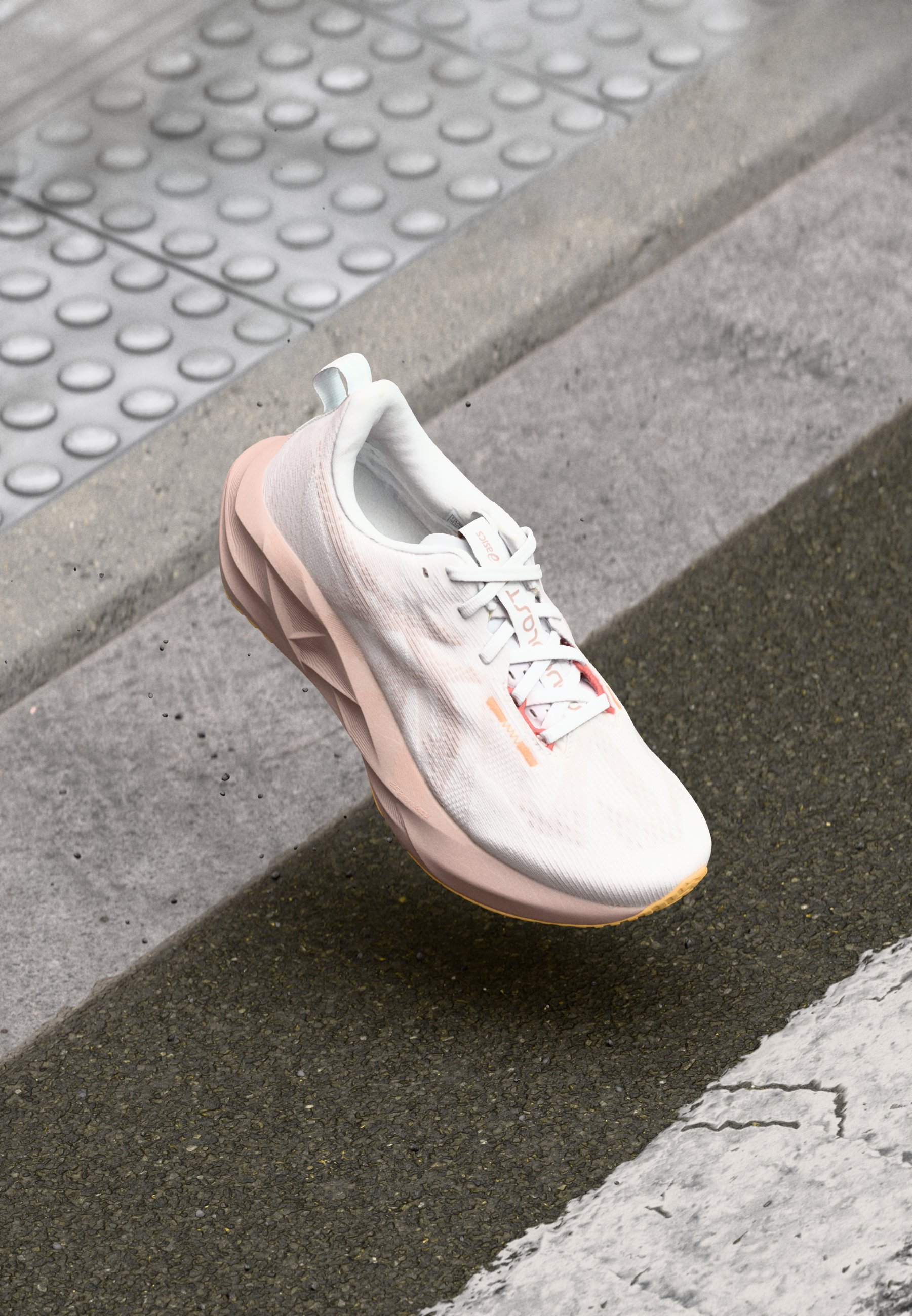 新品 ASICS NOVABLAST 5 ホワイト 28.0 ホワイト | 【ASICS公式】NOVABLAST