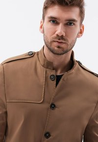 Ombre Cappotto corto - beige