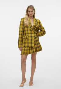 SOMETHINGNEW PLISSE SKIRT - Saia plissada - sulphur