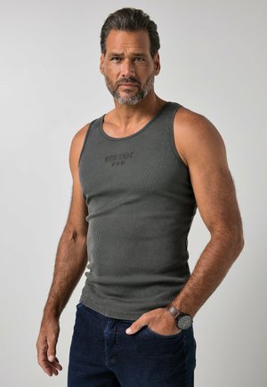 JP1880 - Top