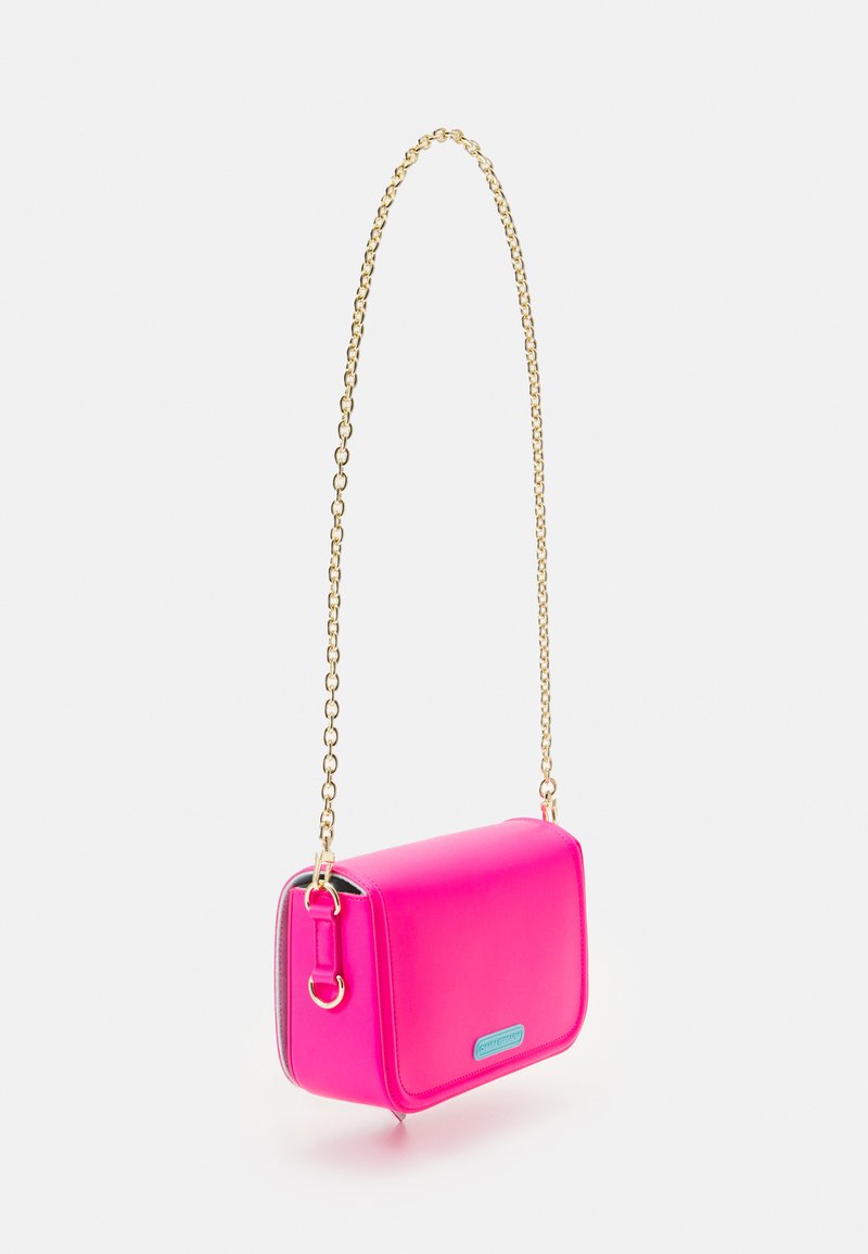 Damen Handtaschen | CHIARA FERRAGNI RANGE EYELIKE SKETCH Handtasche fandango/gelb - PB44362 Damen Handtaschen | CHIARA FERRAGNI RANGE EYELIKE SKETCH Handtasche fandango/gelb - PB44362