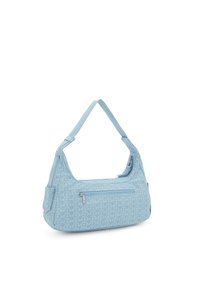 Ljusblå axelväska med ett texturerat mönster, ficka med dragkedja och ett böjt handtag för enkel bärbarhet. Har mjukt tyg och en rymlig design.