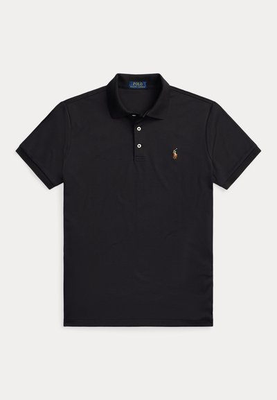 Schwarzes kurzärmliges Poloshirt mit zwei Knöpfen und kleinem besticktem Logo auf der linken Brust.