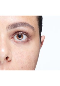 NARS RADIANT CREAMY CONCEALER - Concealer - chestnut