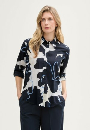 TOM TAILOR GEMUSTERTE - Button-down blouse - big floral shapes design