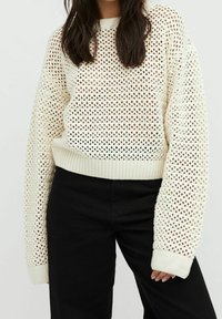 mbyM Sweter