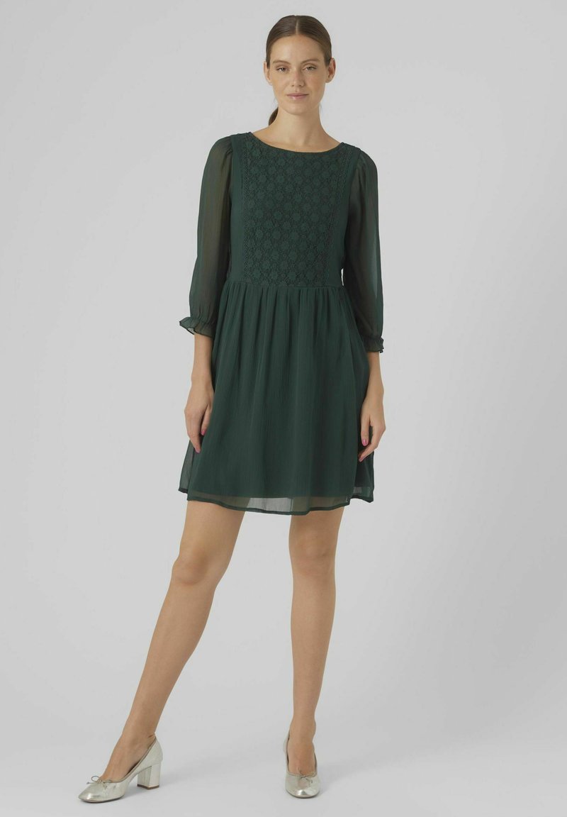 Vero Moda Jurk donkergroen gemêleerd Vero Moda Jurk donkergroen gemêleerd
