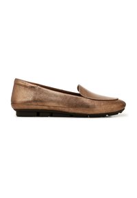 Scarpa piatta in bronzo metallico con punta rotonda, materiale superiore morbido e un design pulito e semplice. Presenta uno stile slip-on discreto e una suola piatta.