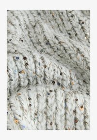 Atlasīts, light grey