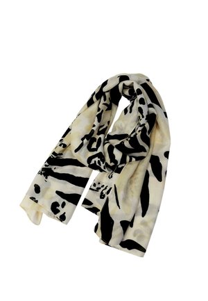 Bufanda beige clara con estampado abstracto de animal negro, doblada de forma suelta sobre un fondo blanco.