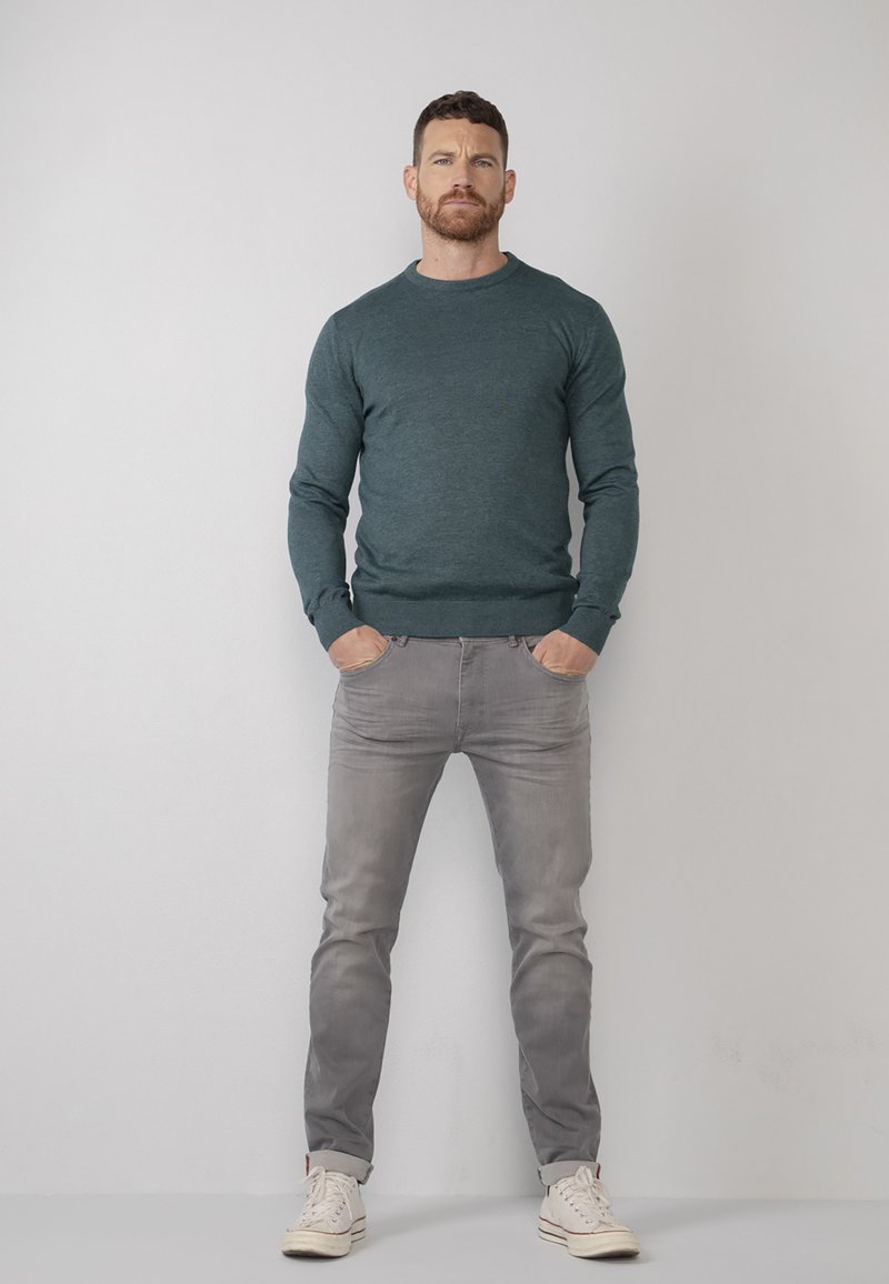 Herren Strickjacken | Petrol Industries Strickpullover wild green/dunkelrot - JH75063 Herren Strickjacken | Petrol Industries Strickpullover wild green/dunkelrot - JH75063