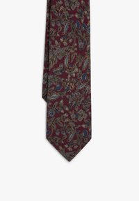 Corbata burdeos con un patrón floral en azul y beige. Hecha de una tela con textura, con punta puntiaguda y diseño delgado.
