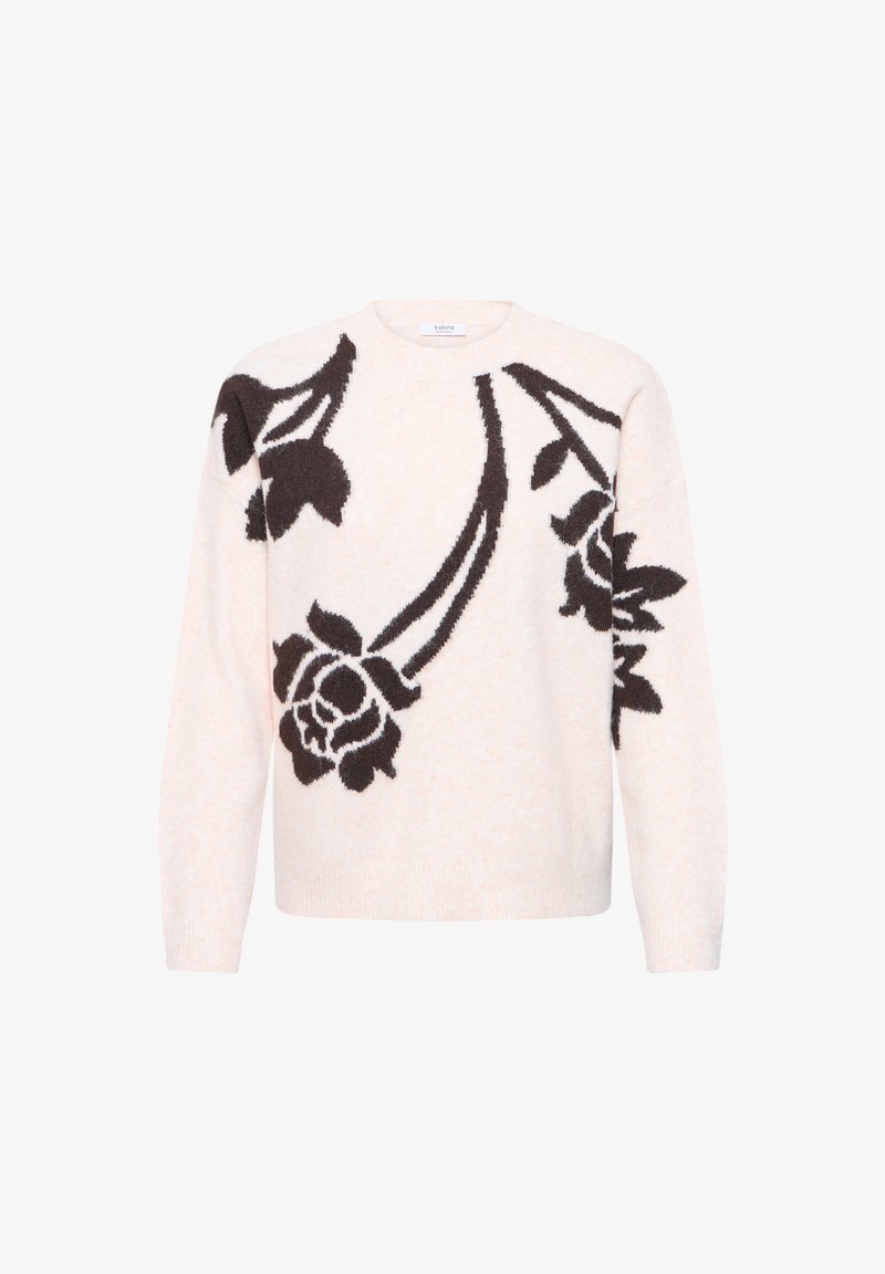 Pull rose clair avec de grands motifs de roses et de feuilles marron foncé sur le devant et les manches, avec un col rond et des manches longues.