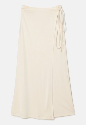 Fusta înfășurată bej, confecționată dintr-un material neted și ușor, având un cordon la talie și o fanta laterală pentru ușurința mișcării.