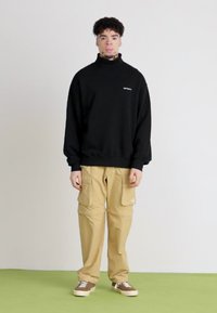 Carhartt WIP SCRIPT MOCKNECK - Melegítőfelső - black