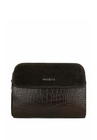 Brązowa skórzana kopertówka z teksturowanym wzorem krokodyla na dolnej części i gładkim zamszowym wierzchem. Posiada srebrne logo marki oraz zamek błyskawiczny.