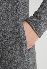 TOM TAILOR Chaqueta de punto - mottled grey