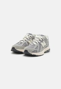 New Balance 1906 UNISEX - Tossud - grey/beige