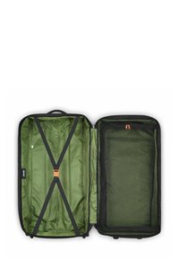 Maleta negra con un diseño abierto. El interior presenta un forro texturizado de color verde, correas elásticas y un compartimento con cremallera. Material duradero.