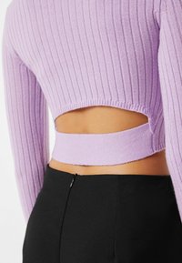 Bershka Sweter