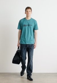 Karl Lagerfeld Jeans LOGO - Trükipildiga T-särk - hydro