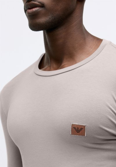 Emporio Armani CREW NECK  - Gornji dio pidžame - fungi