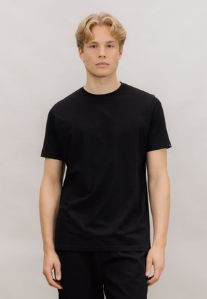 T-shirts - solid black