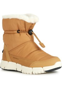 Bota aislante marrón con un cuello de piel sintética, cierre de toggle ajustable, suela de goma y detalles texturizados en la parte superior para mayor agarre.