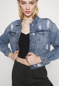 ONLY ONLMALIBU JACKET - Jakna iz džinsa - medium blue denim