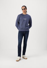 Jack & Jones JORVESTERBRO CREW NECK - Sudadera - nightshadow blue
