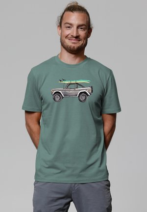 watapparel SURF PICKUP - T-shirt print - green bay