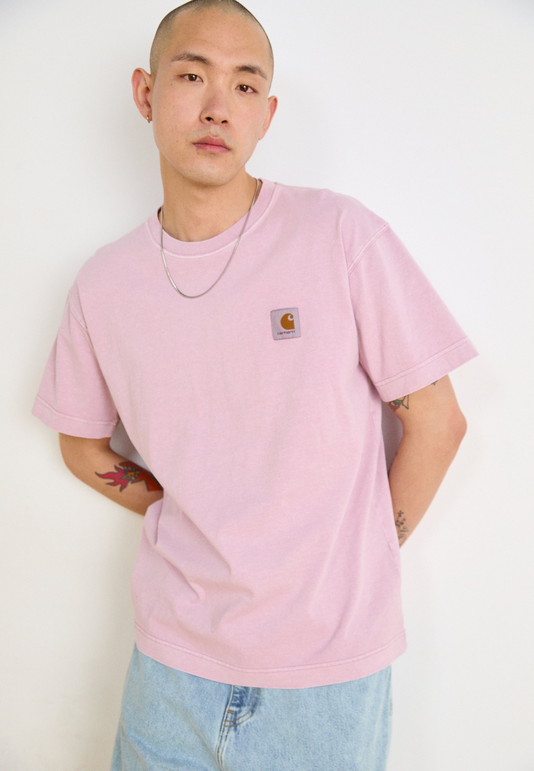 【carhartt】\"S/S Nelson\"スクエアラベル半袖Tシャツ/Hortensia carhartt】