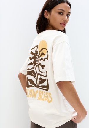 PULL&BEAR T-shirt imprimé - white