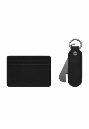 GIFTS STEVEN
 - Étui pour cartes de visite - black