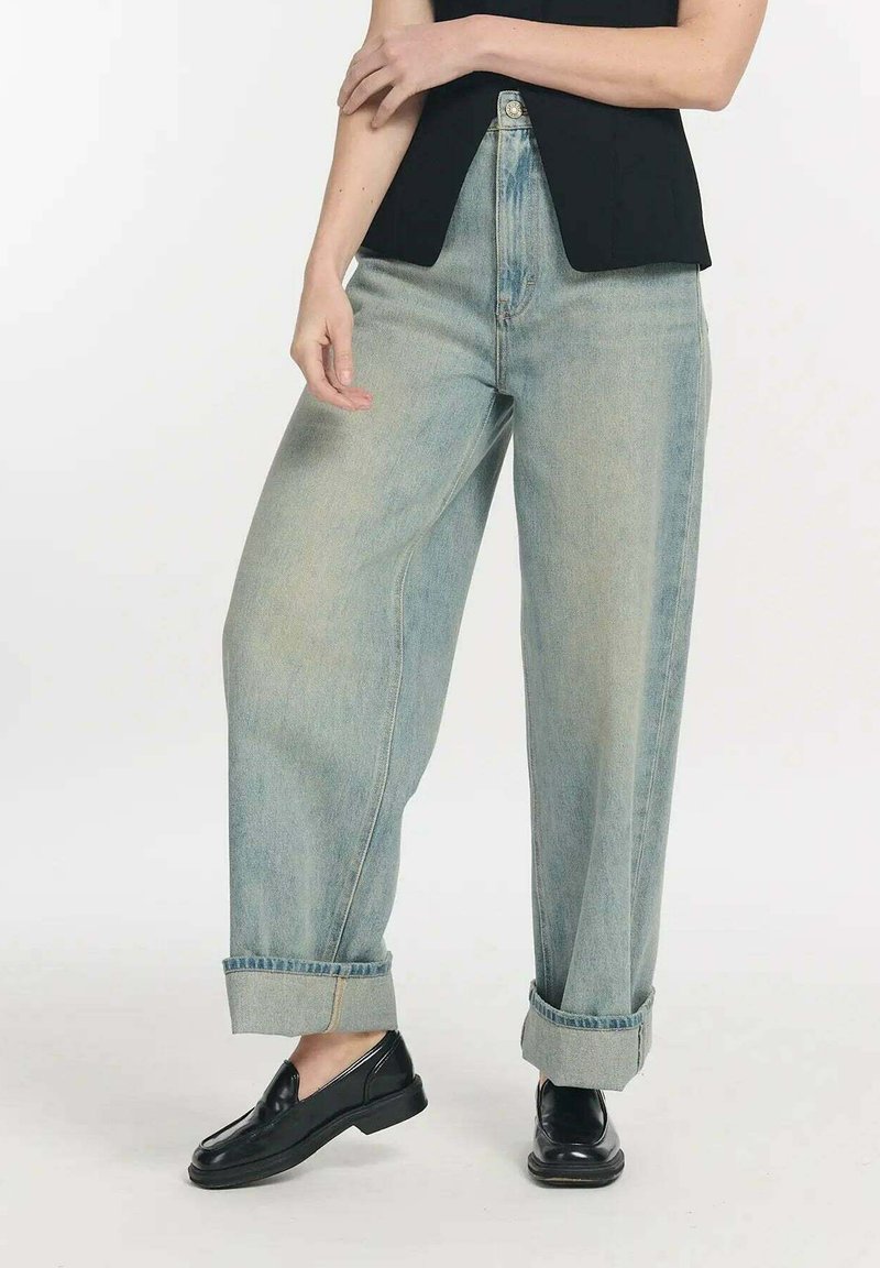 LABDIP Flared Jeans - dirty blue