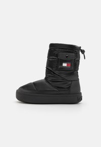 Tommy Jeans FEMININE BOOT - Žieminiai batai - black