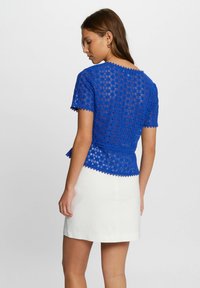 Morgan SHORT-SLEEVED - Blouse - bleu electrique