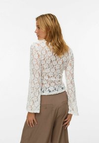 Vero Moda - Bluzka