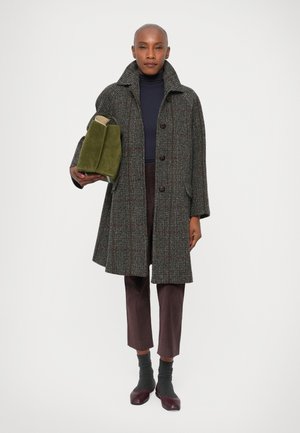 Rank 11: Weekend Max Mara - PITONE - Trenchcoat