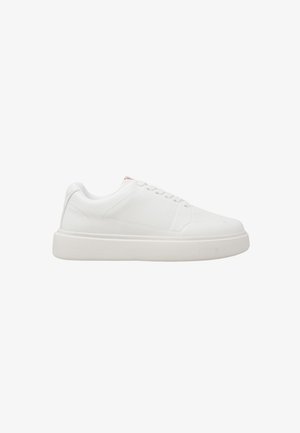 Guess, PLEZIA WHITE VAR - Zapatillas - white dim