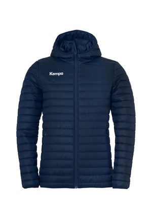 Veste matelassée bleu marine avec capuche, fermeture éclair intégrale à l'avant et logo "Kempa" sur le haut du côté gauche de la poitrine.