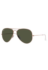 Occhiali da sole stile aviatore con lenti verdi e una sottile montatura in metallo color oro rosa. Termini trasparenti e un inserto nasale in gomma nera.