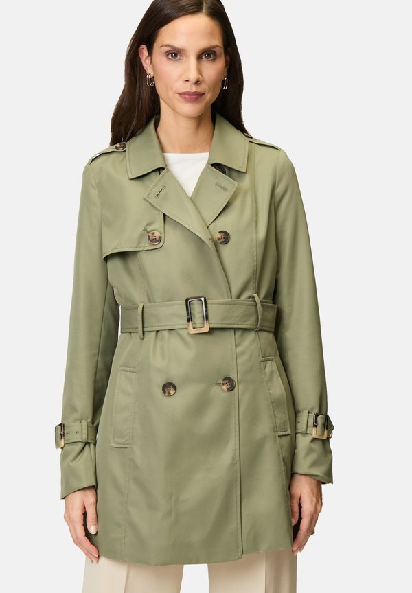 Trenchcoat - pale khaki